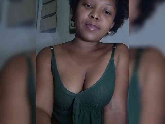 Sexygirlbiz webcam