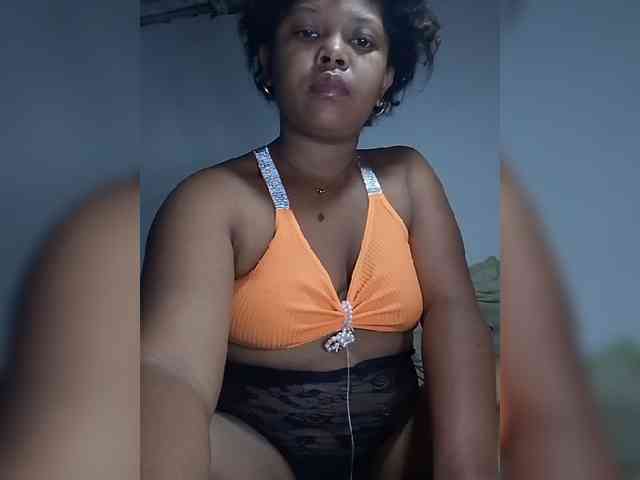 Sexygirlbiz webcam