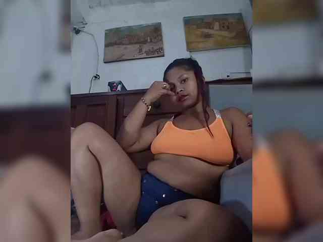 Sexygirlbiz webcam