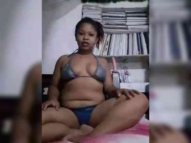 Sexygirlbiz webcam