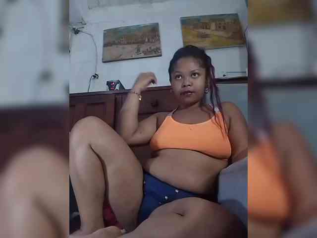 Sexygirlbiz webcam