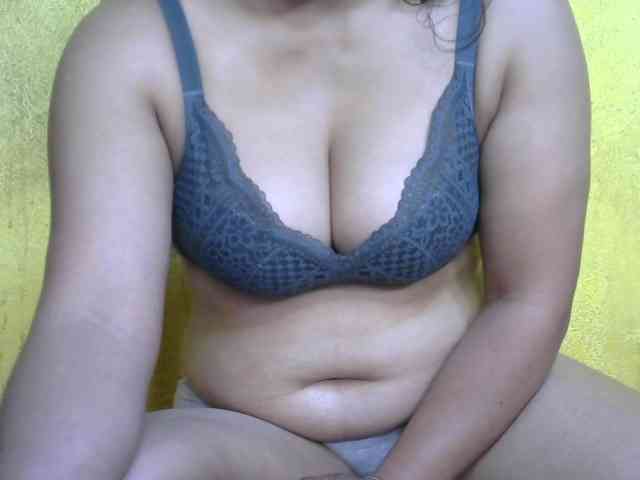 Sexygirlbiz webcam