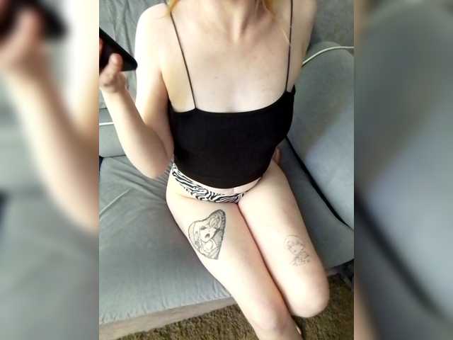 Princessaaa live cam on BongaCams