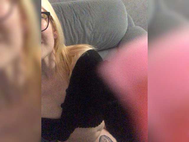 Princessaaa live cam on BongaCams