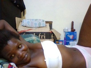Cute-aliyah's Live Webcam