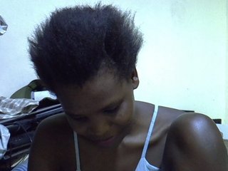 Cute-aliyah's Live Webcam