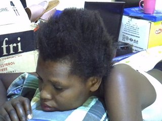 Cute-aliyah's Live Webcam