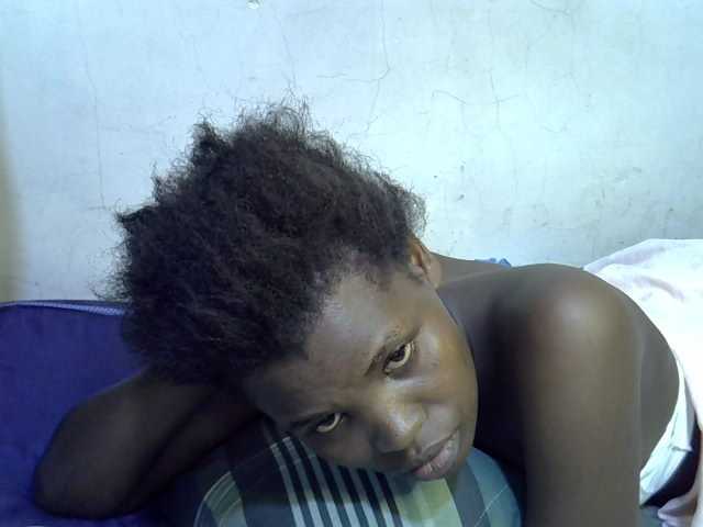 Cute-aliyah live cam on BongaCams