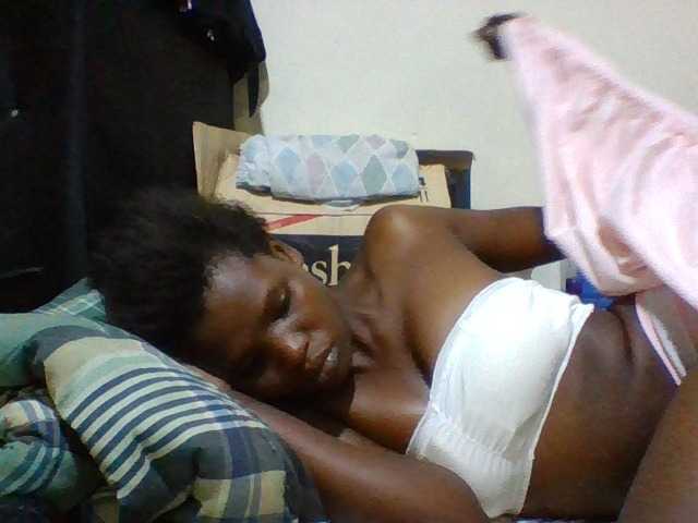 Cute-aliyah live cam on BongaCams