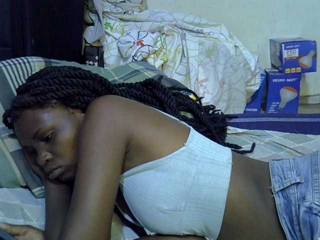 Cute-aliyah live cam on BongaCams