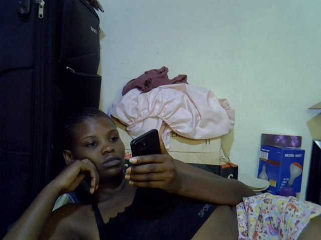 Cute-aliyah live cam on BongaCams