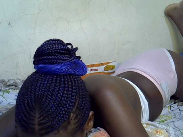 Cute-aliyah live cam on BongaCams