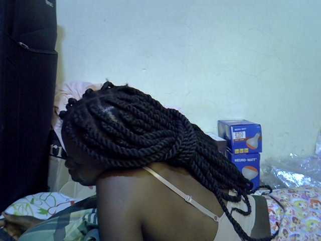 Cute-aliyah live cam on BongaCams
