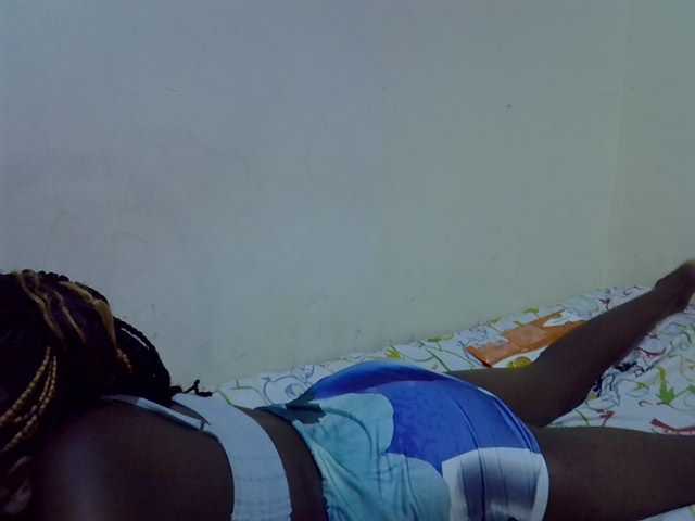 Cute-aliyah live cam on BongaCams