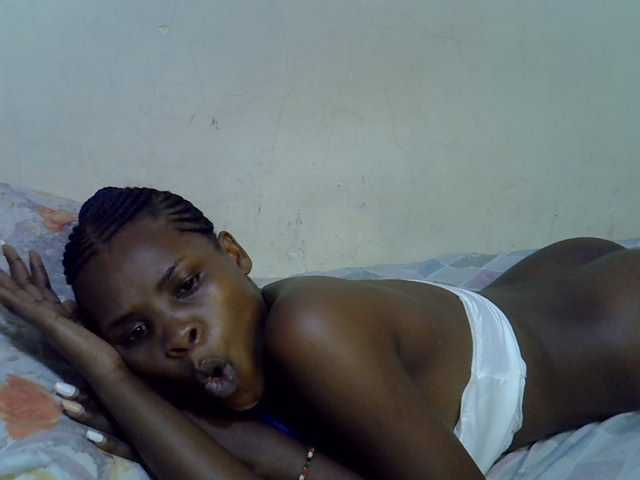 Cute-aliyah live cam on BongaCams