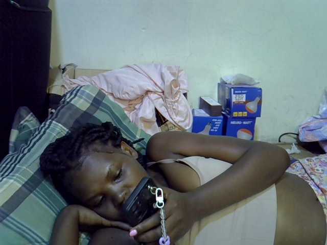 Cute-aliyah live cam on BongaCams