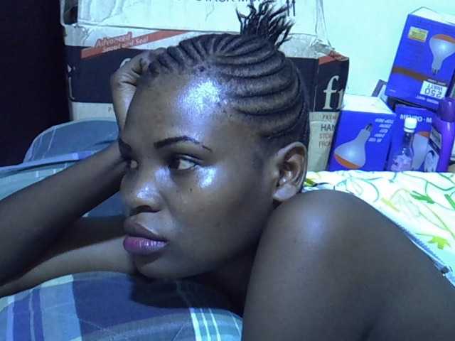 Cute-aliyah live cam on BongaCams