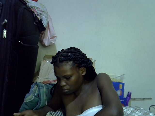 Cute-aliyah live cam on BongaCams