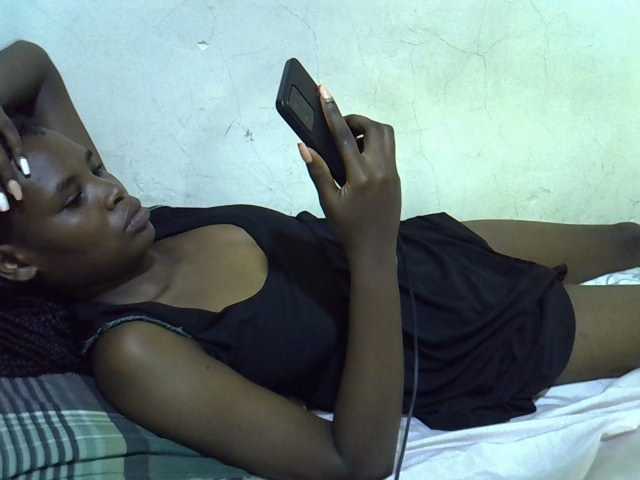 Cute-aliyah live cam on BongaCams