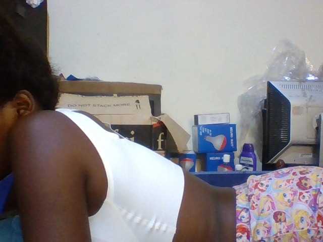 Cute-aliyah live cam on BongaCams
