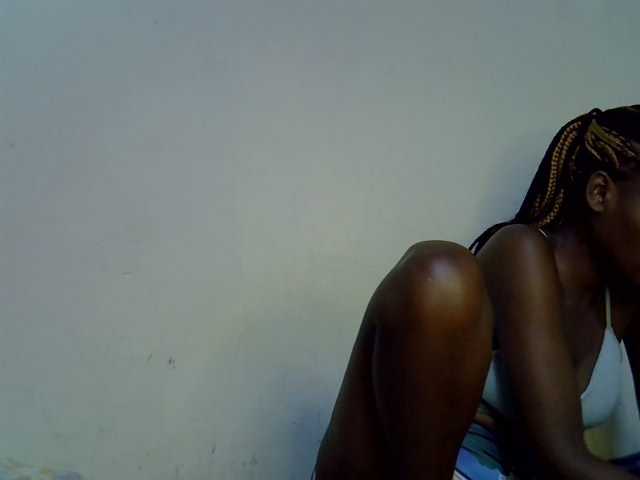 Cute-aliyah live cam on BongaCams