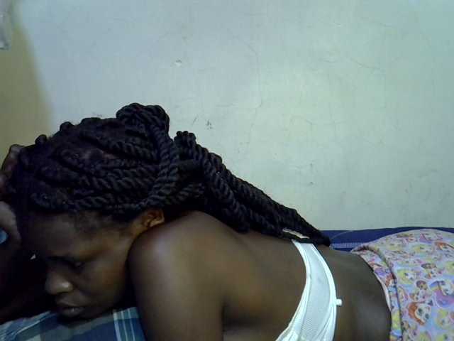 Cute-aliyah live cam on BongaCams