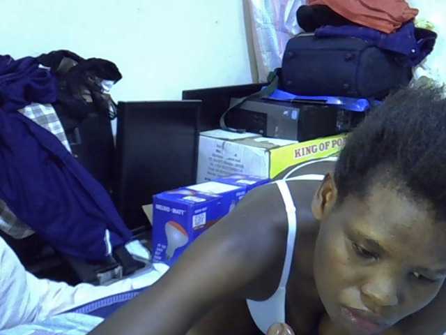 Cute-aliyah live cam on BongaCams