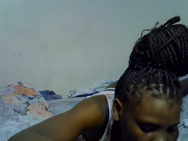 Cute-aliyah live cam on BongaCams