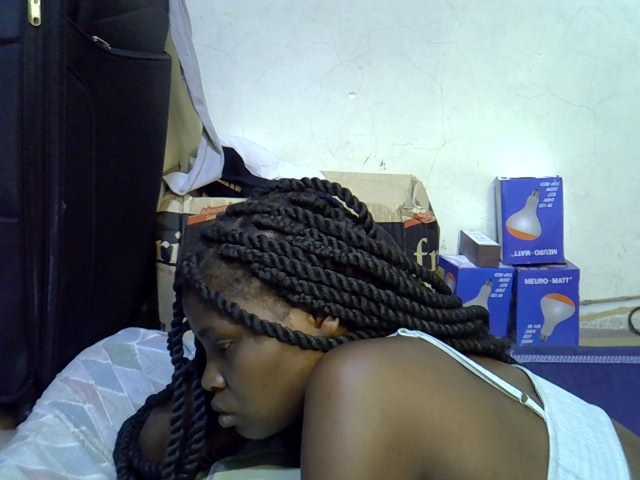 Cute-aliyah live cam on BongaCams