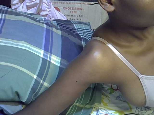 Cute-aliyah live cam on BongaCams