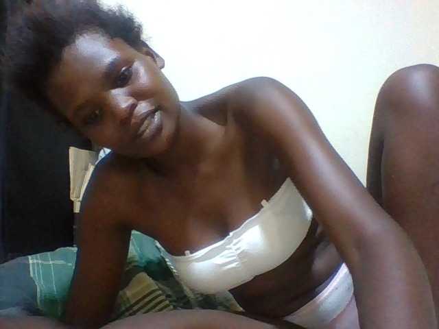 Cute-aliyah live cam on BongaCams
