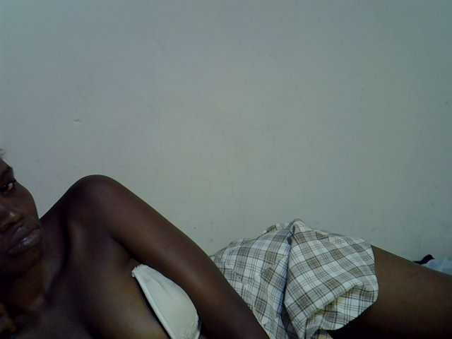 Cute-aliyah live cam on BongaCams