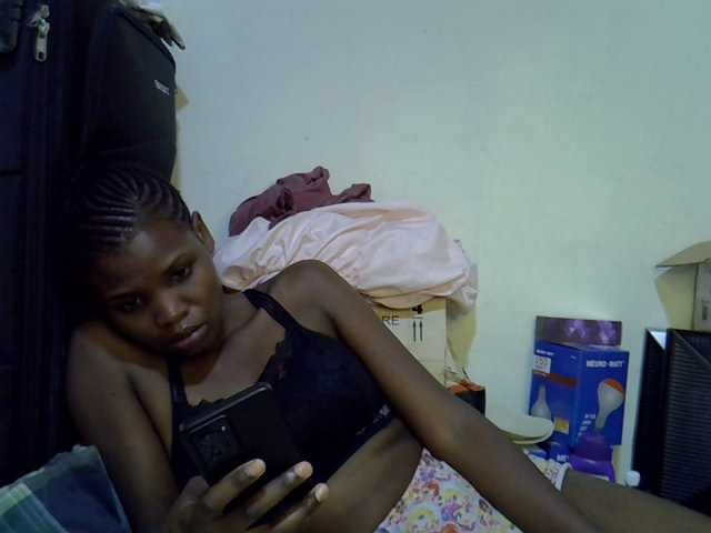 Cute-aliyah live cam on BongaCams