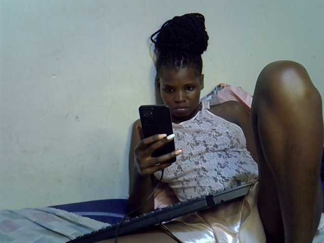 Cute-aliyah live cam on BongaCams