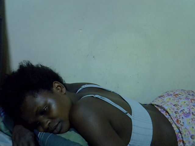 Cute-aliyah live cam on BongaCams