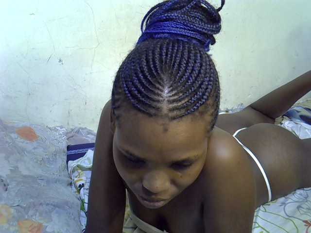 Cute-aliyah live cam on BongaCams