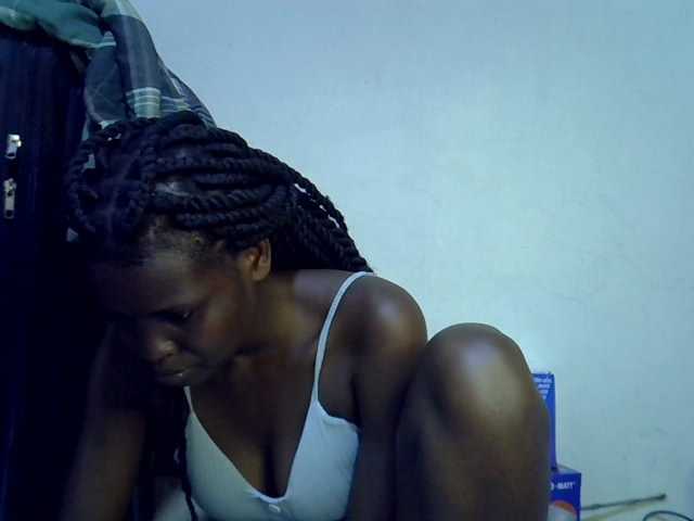Cute-aliyah live cam on BongaCams