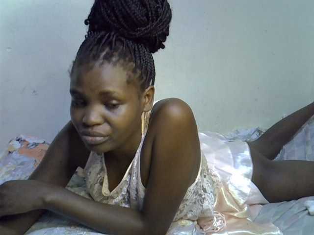 Cute-aliyah live cam on BongaCams