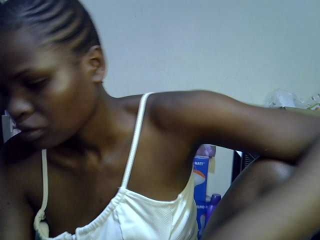 Cute-aliyah live cam on BongaCams
