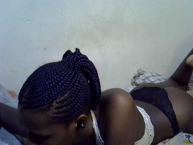 Cute-aliyah live cam on BongaCams