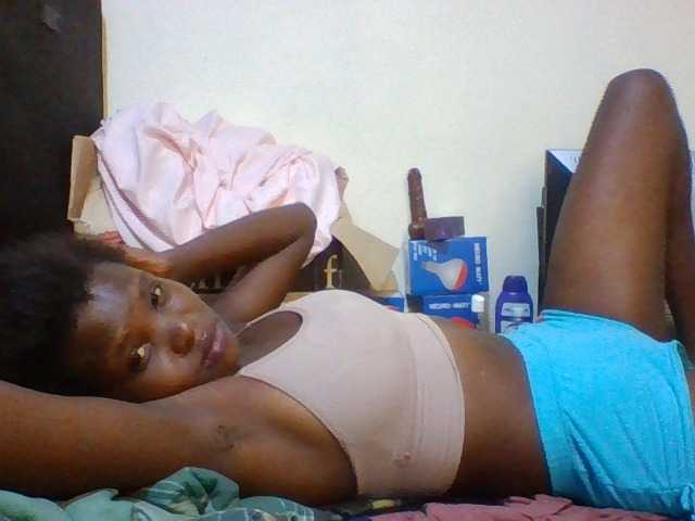 Cute-aliyah live cam on BongaCams