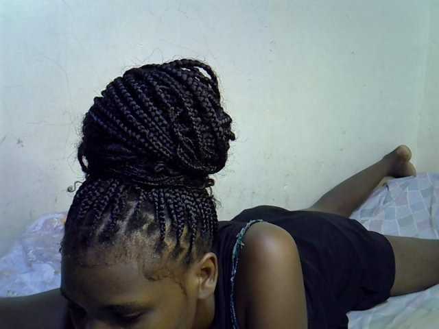 Cute-aliyah live cam on BongaCams