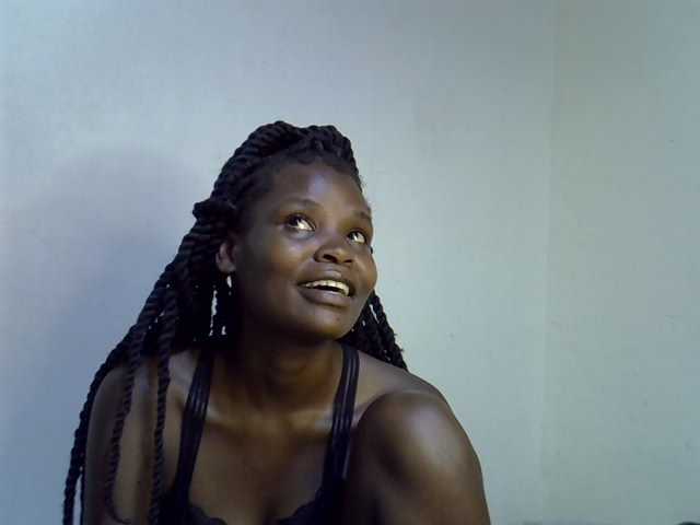 Cute-aliyah live cam on BongaCams
