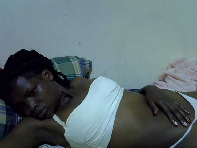 Cute-aliyah live cam on BongaCams