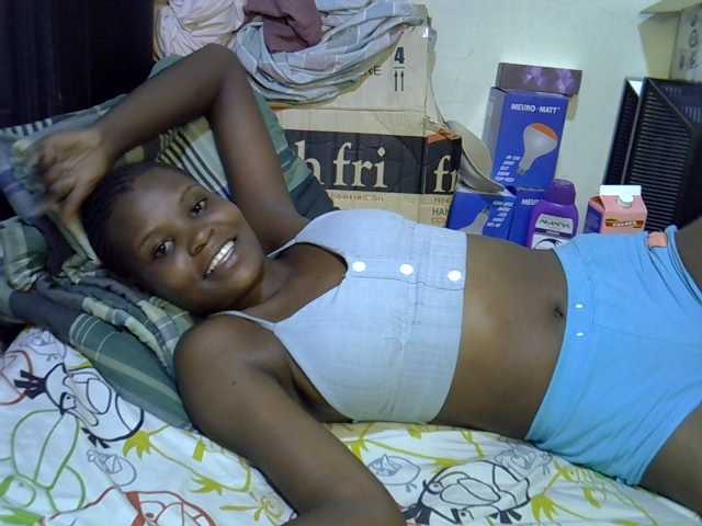 Cute-aliyah live cam on BongaCams