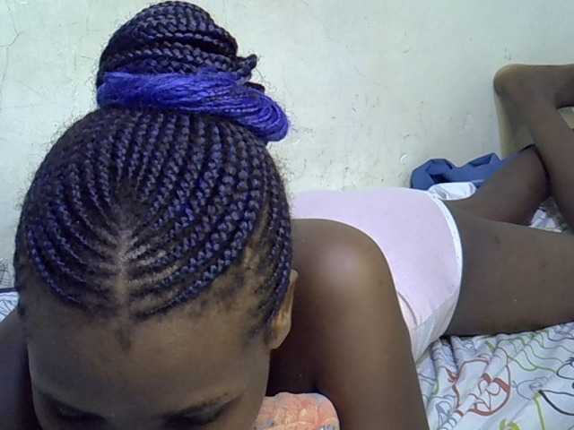 Cute-aliyah live cam on BongaCams