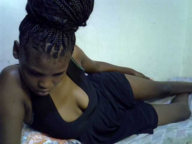 Cute-aliyah live cam on BongaCams
