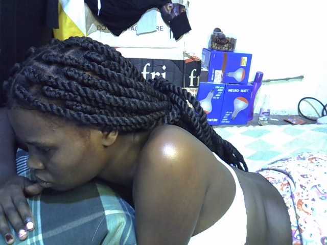 Cute-aliyah live cam on BongaCams