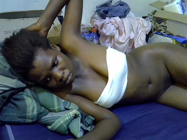 Cute-aliyah live cam on BongaCams