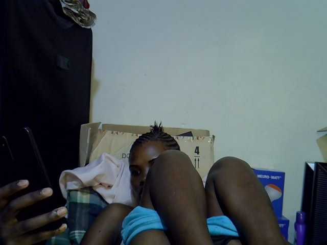 Cute-aliyah live cam on BongaCams